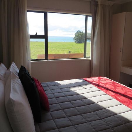 Harbour View Motel On Ahuriri Beach In Napier Nz With Sea View Suites Pokoj fotografie