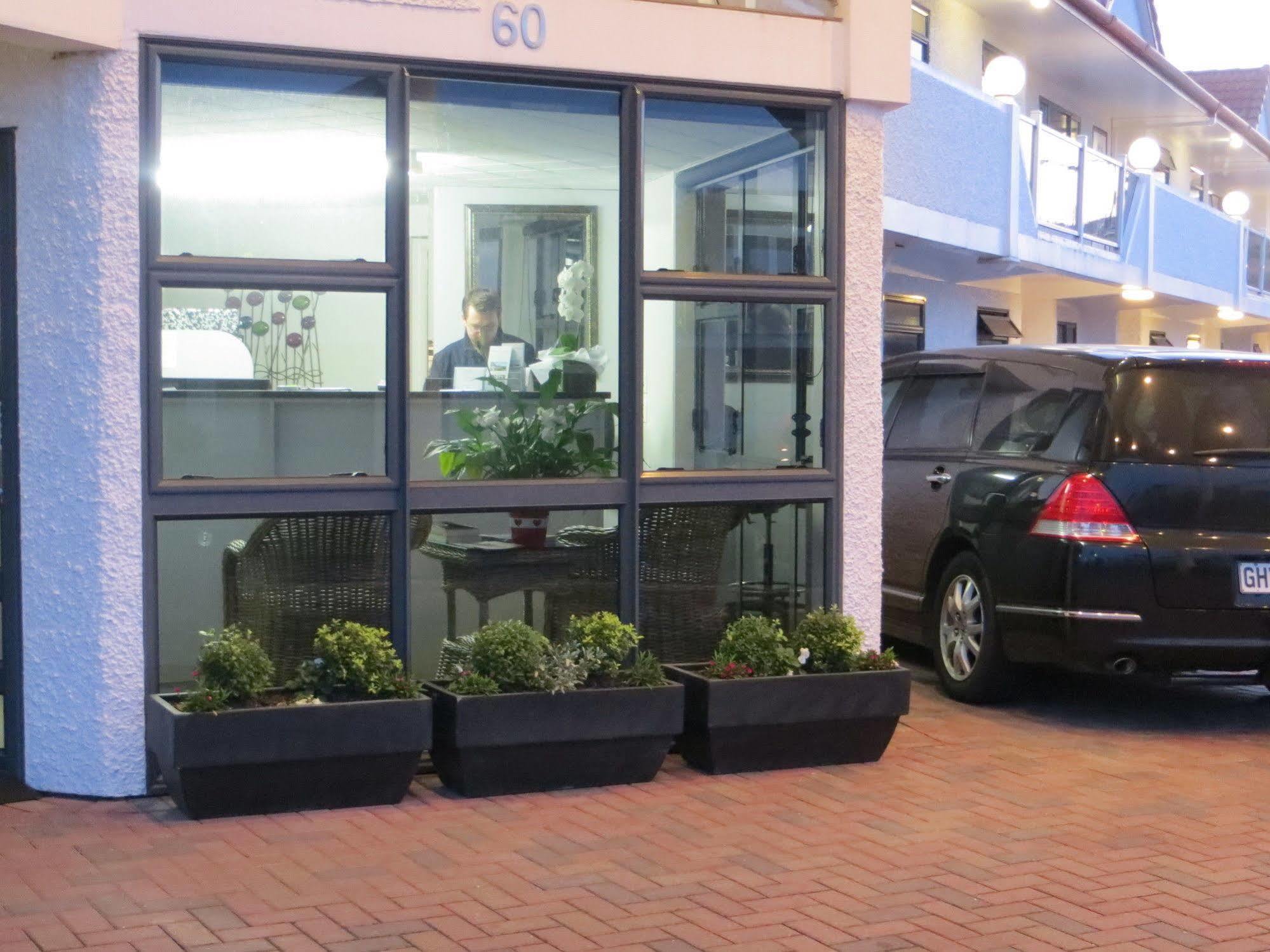Harbour View Motel On Ahuriri Beach In Napier Nz With Sea View Suites Exteriér fotografie