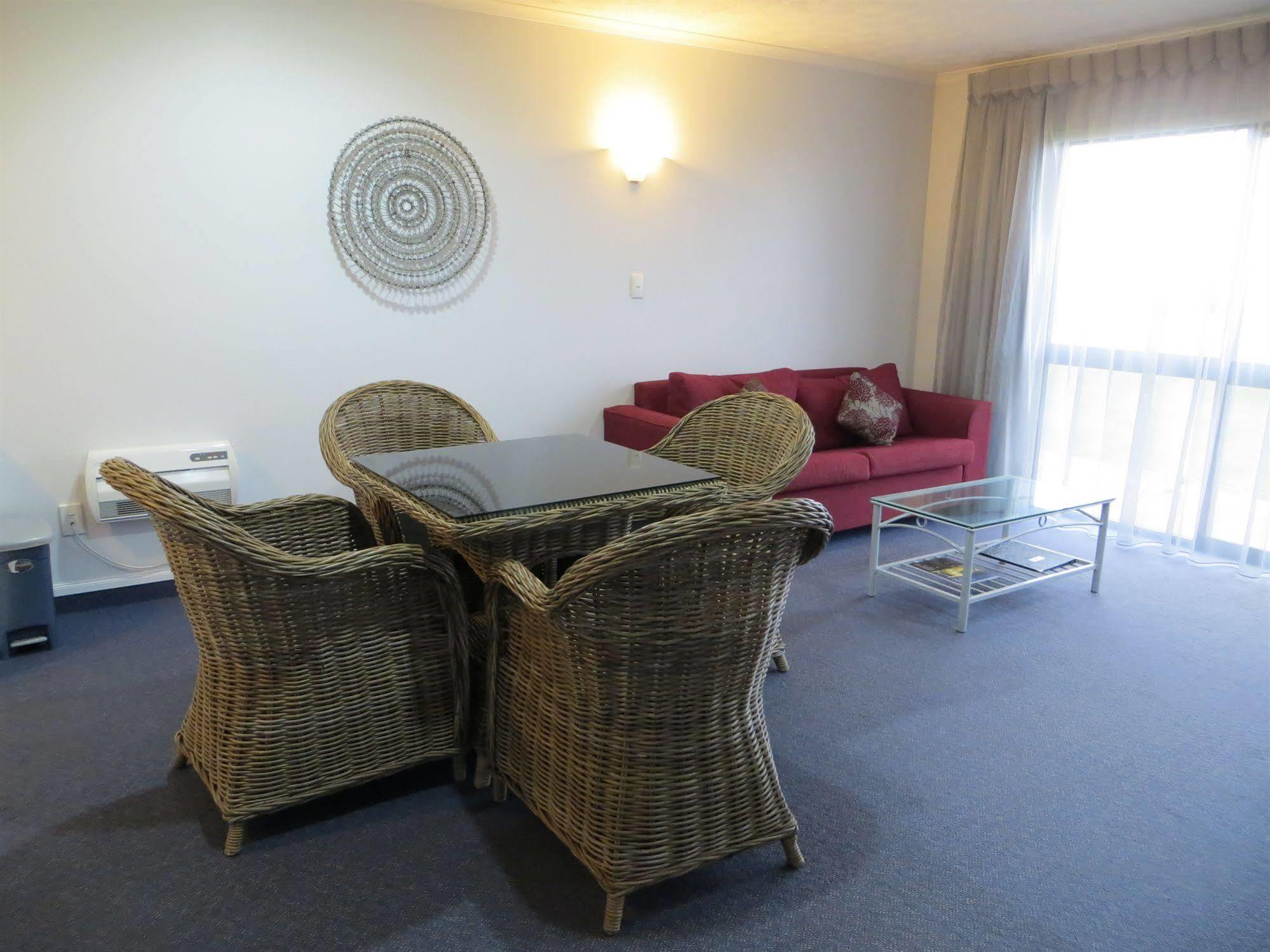 Harbour View Motel On Ahuriri Beach In Napier Nz With Sea View Suites Exteriér fotografie